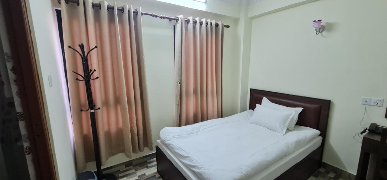 Pashupati View Hotel Catmandu Exterior foto